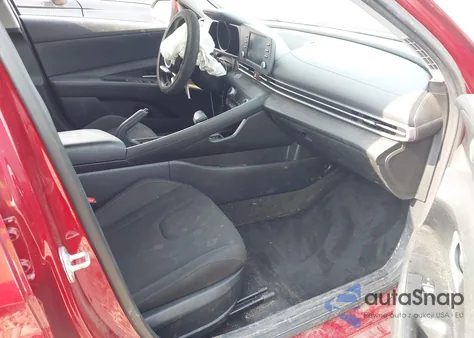 2023 Hyundai Elantra Sel z USA, uszkodzony, nr VIN KMHLM4AG6PU564609